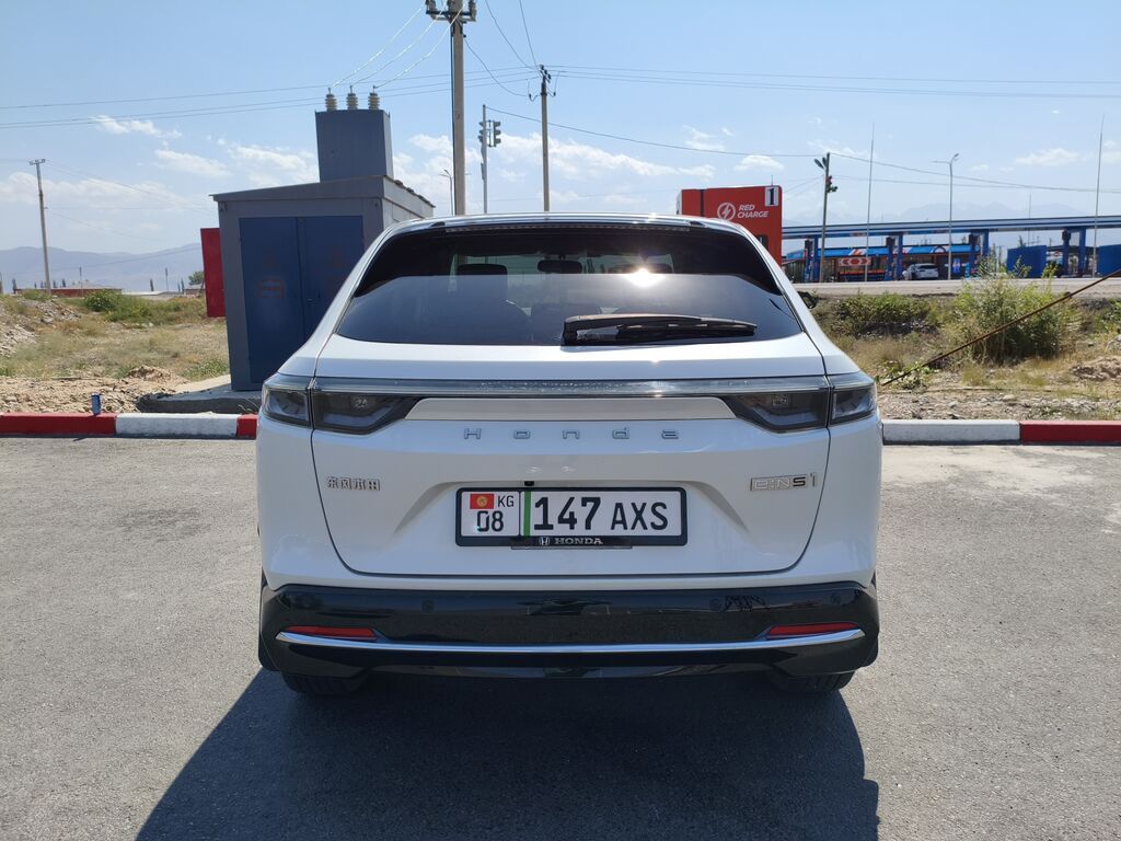 Honda e:NS1: 2024 г., 4 л, Автомат, Электромобиль, Кроссовер: фото 4