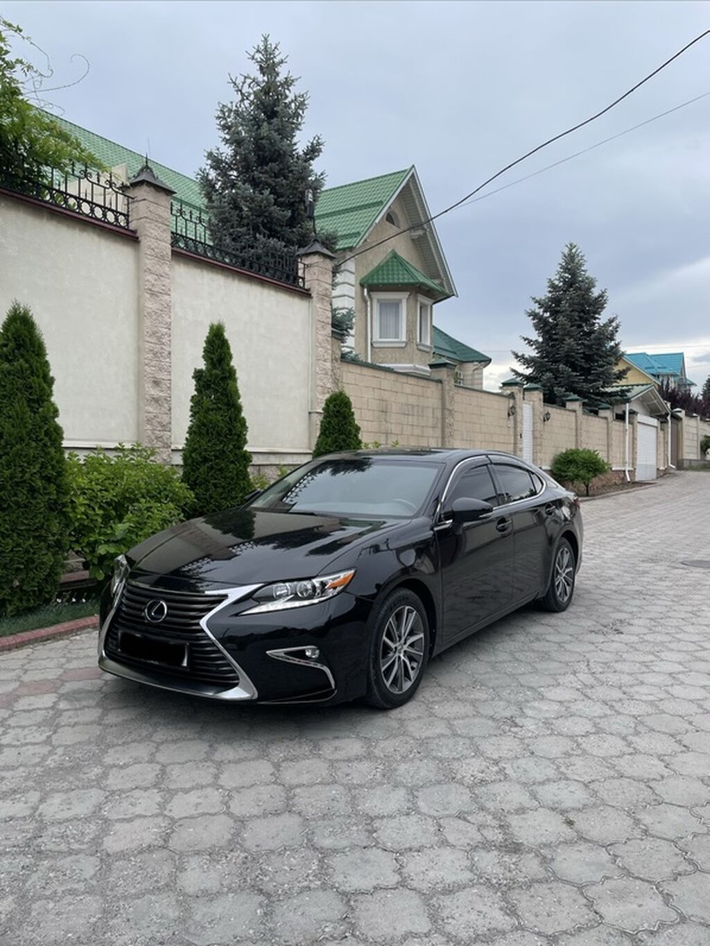 Lexus ES: 2017 г., 2.5 л, Автомат, Бензин, Седан: фото 2