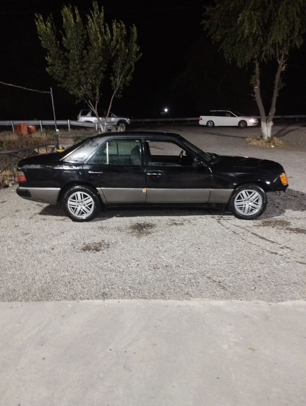 Mercedes-Benz W124