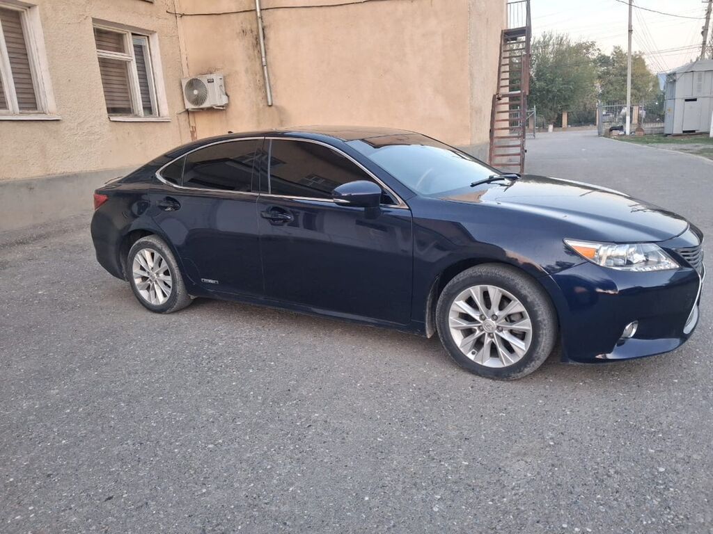 Lexus ES: 2013 г., 2.5 л, Гибрид, Седан: фото 2