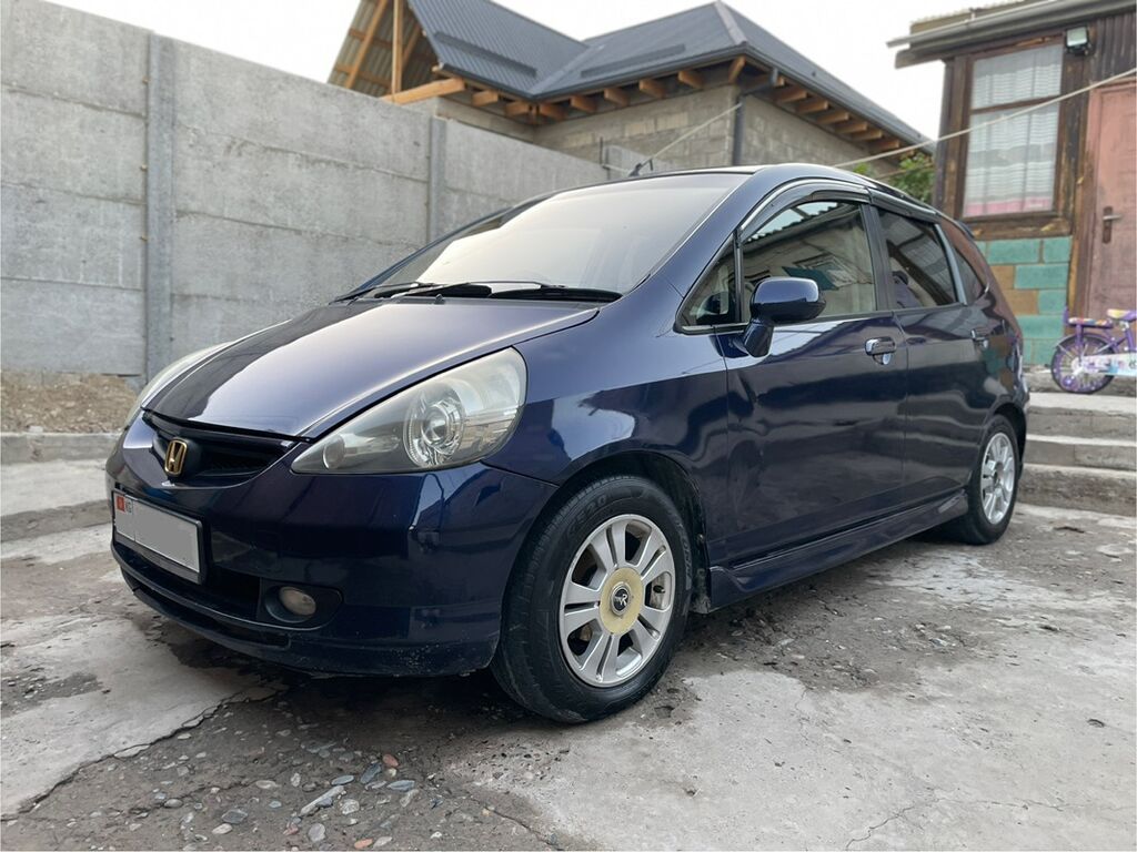 Продам Honda Fit 2003 г., 1.3 л, автомат: фото 4