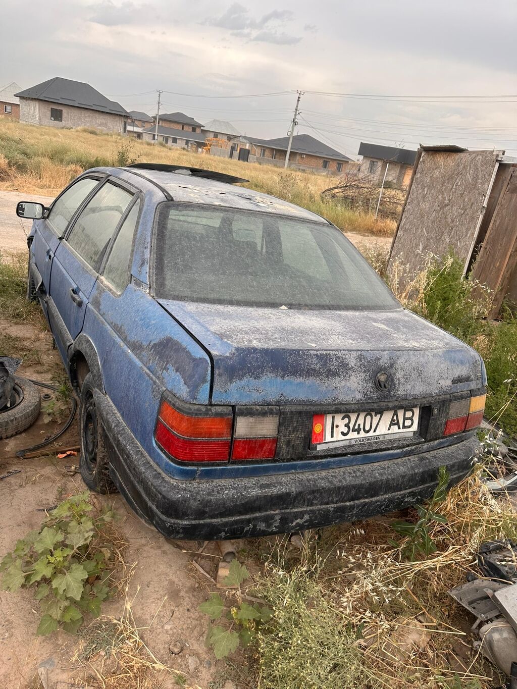 Volkswagen Passat: 1989 г., 1.8 л, Седан: фото 2