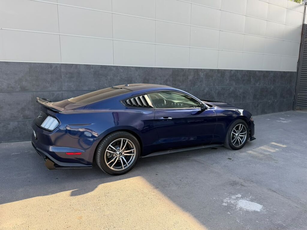 Ford Mustang: 2019 г., 2.3 л, Автомат, Бензин, Купе: фото 3