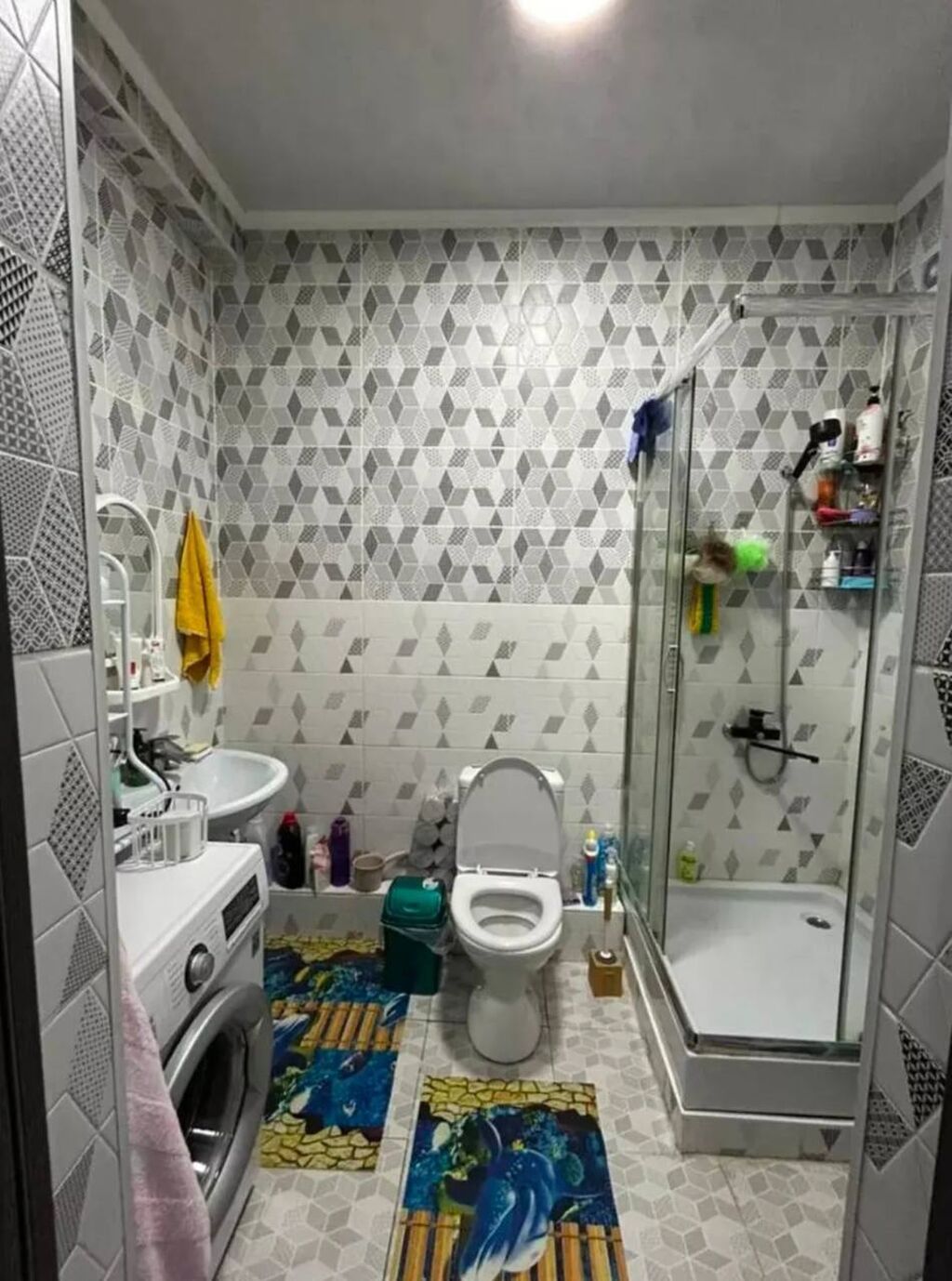 Сдаётся светлая студия с зоной гостиной и кухни открытого плана: фото 3