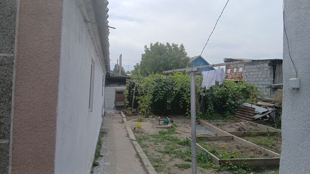 Продается большой жилой дом из 4 комнат,сан узел дома есть,отопление: фото 4
