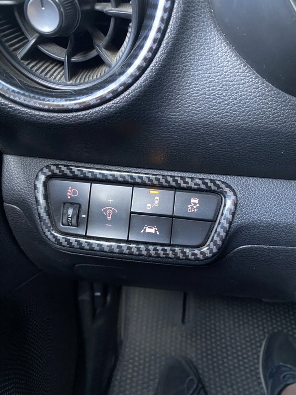 Kia K3: 2018 г., 1.6 л, Автомат, Бензин, Седан: фото 4