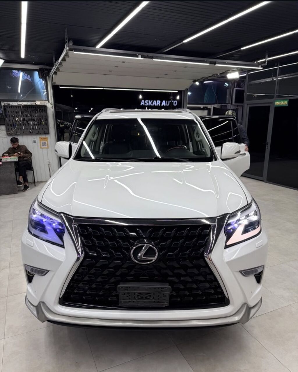 Lexus GX: 2016 г., 4.6 л, Внедорожник: фото 2