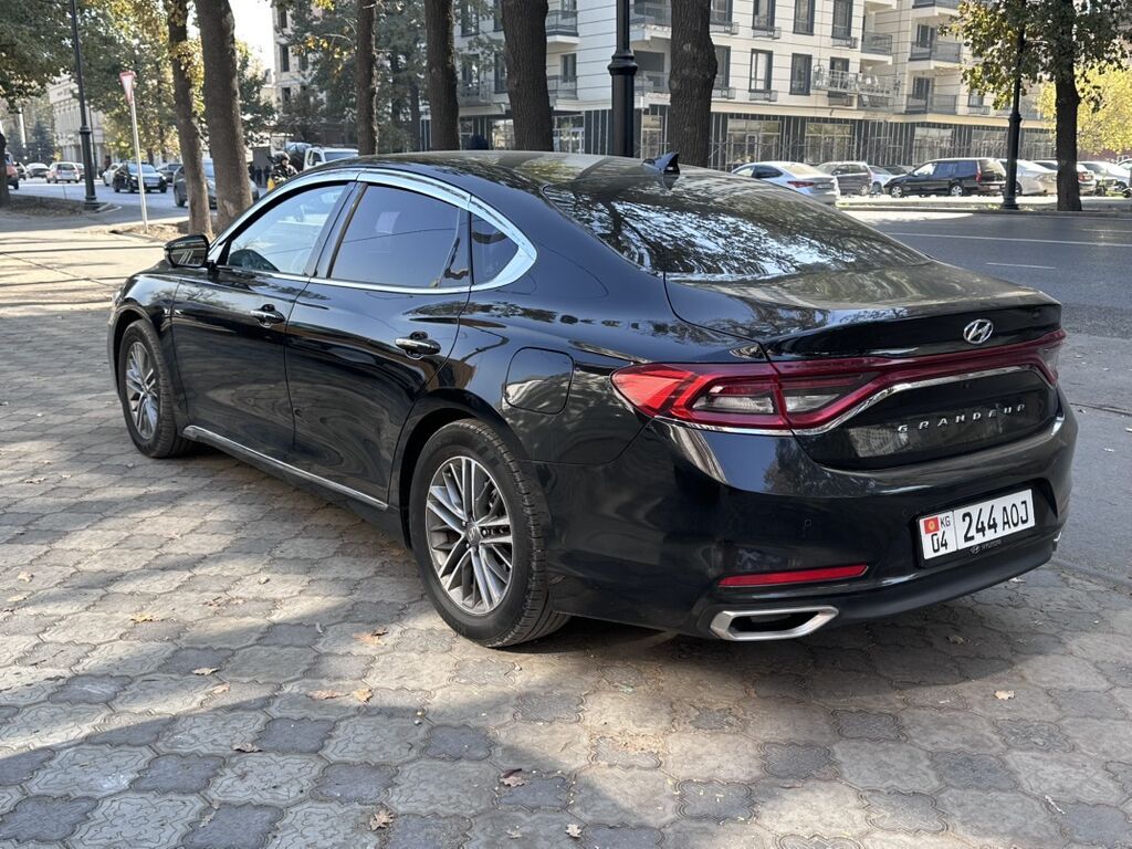 Hyundai Grandeur: 2019 г., 3 л, Автомат, Газ, Седан: фото 2