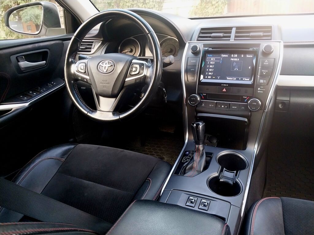 Toyota Camry: 2016 г., 2.4 л, Автомат, Бензин, Седан: фото 6