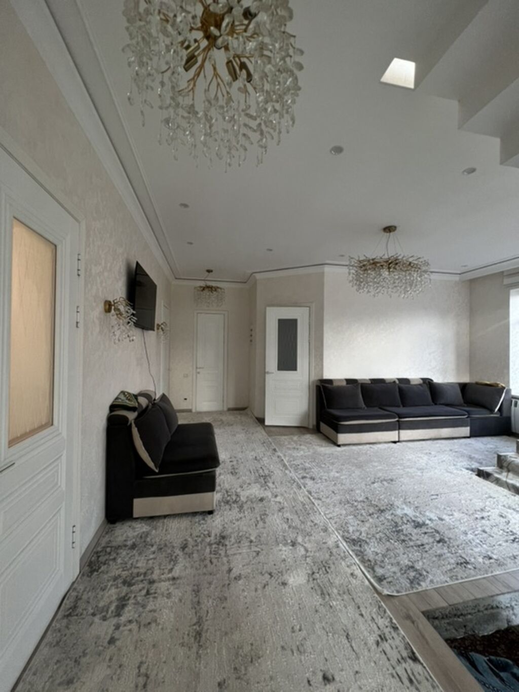 6 комнат и более, 200 м², 3 соток, Ош, Анар мкр., Собственник: фото 3