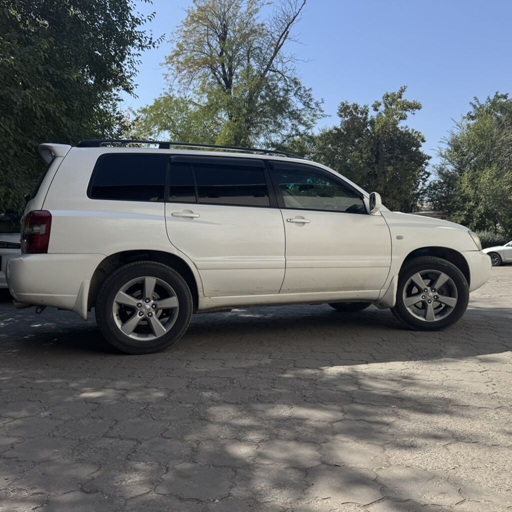 Toyota Kluger: 2003 г., 3 л, Автомат, Газ, Кроссовер: фото 3