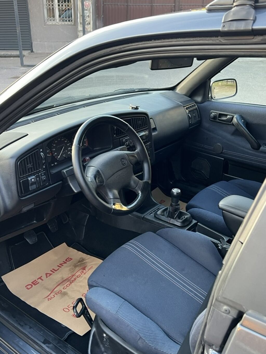 Volkswagen Passat: 1990 г., 1.8 л, Механика, Бензин, Седан: фото 4