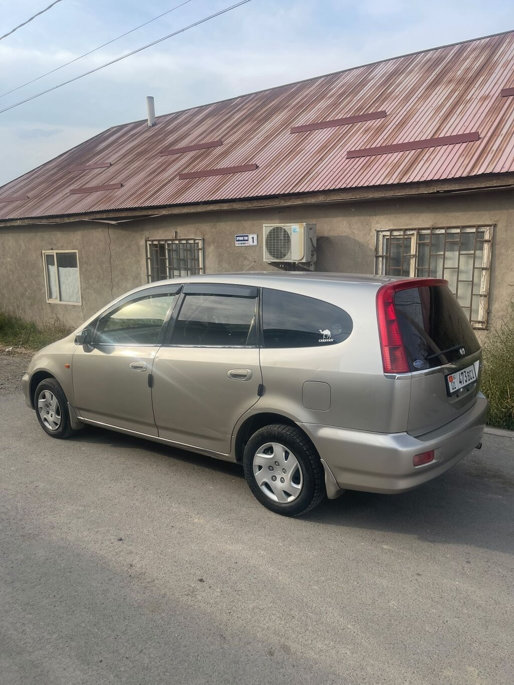 Honda Stream: 2001 г., 1.7 л, Бензин, Минивэн: фото 3