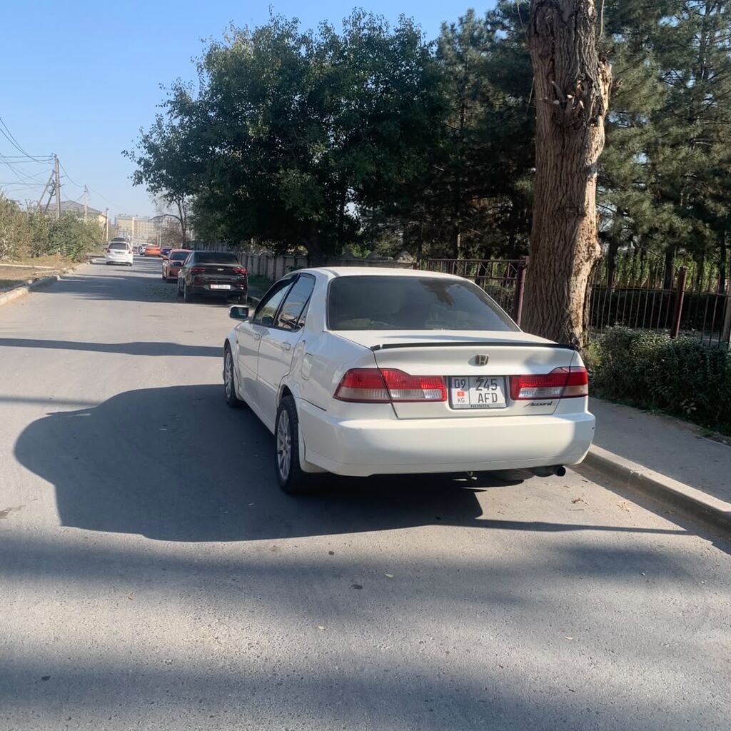 Honda Accord: 2000 г., 2 л, Автомат, Бензин, Седан: фото 4
