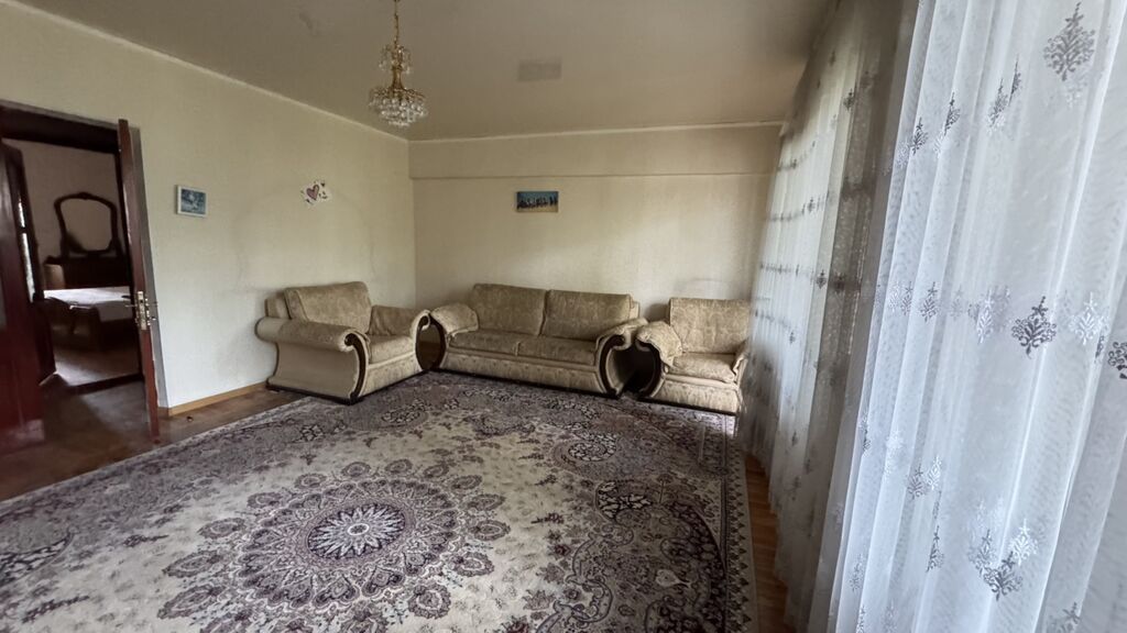 3 комнаты, 37 м², 8 мкр 3 этаж, Косметический ремонт: фото 2