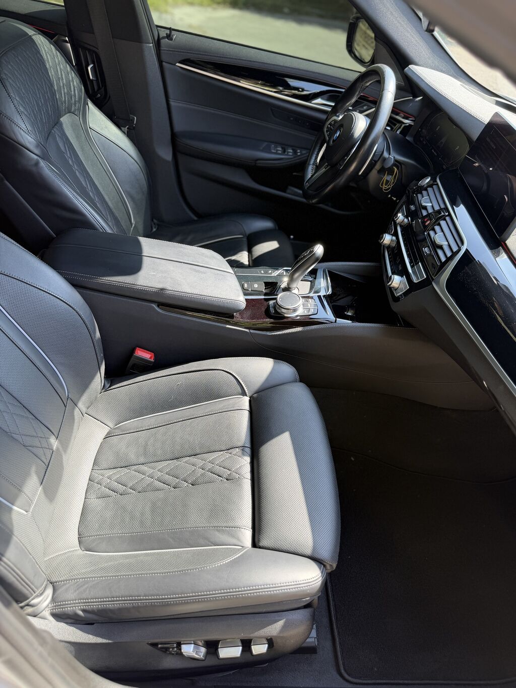BMW 5 series: 2021 г., 2 л, Автомат, Бензин, Седан: фото 7