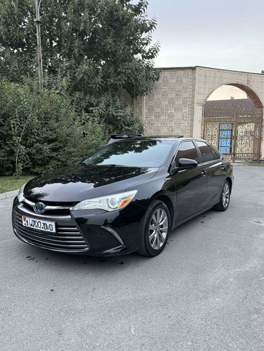 Toyota Camry: 2016 г., 2.5 л, Автомат, Гибрид, Седан: фото 6