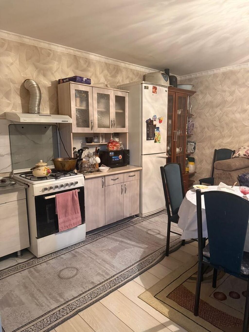 4 комнаты, 95 м², 4 соток, Бишкек, Кырман ж/м Агентство недвижимости