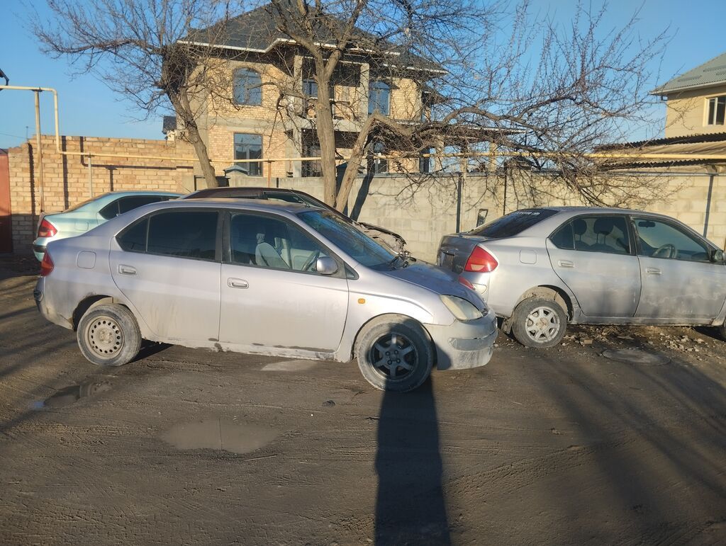 Разбор Toyota Prius (1‑е поколение, кузов NHW10/NHW11) — продажа: фото 2