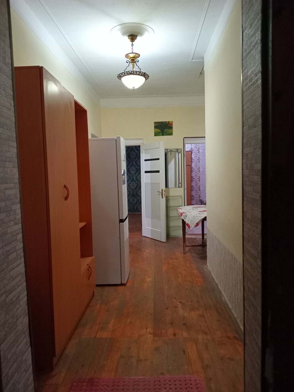80 kv. m, 3 otaqlı, Qaz, İşıq, Su