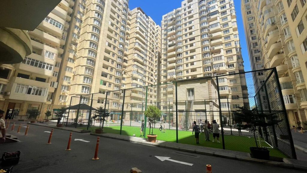 3 otaqlı, Yeni tikili, 125 kv. m