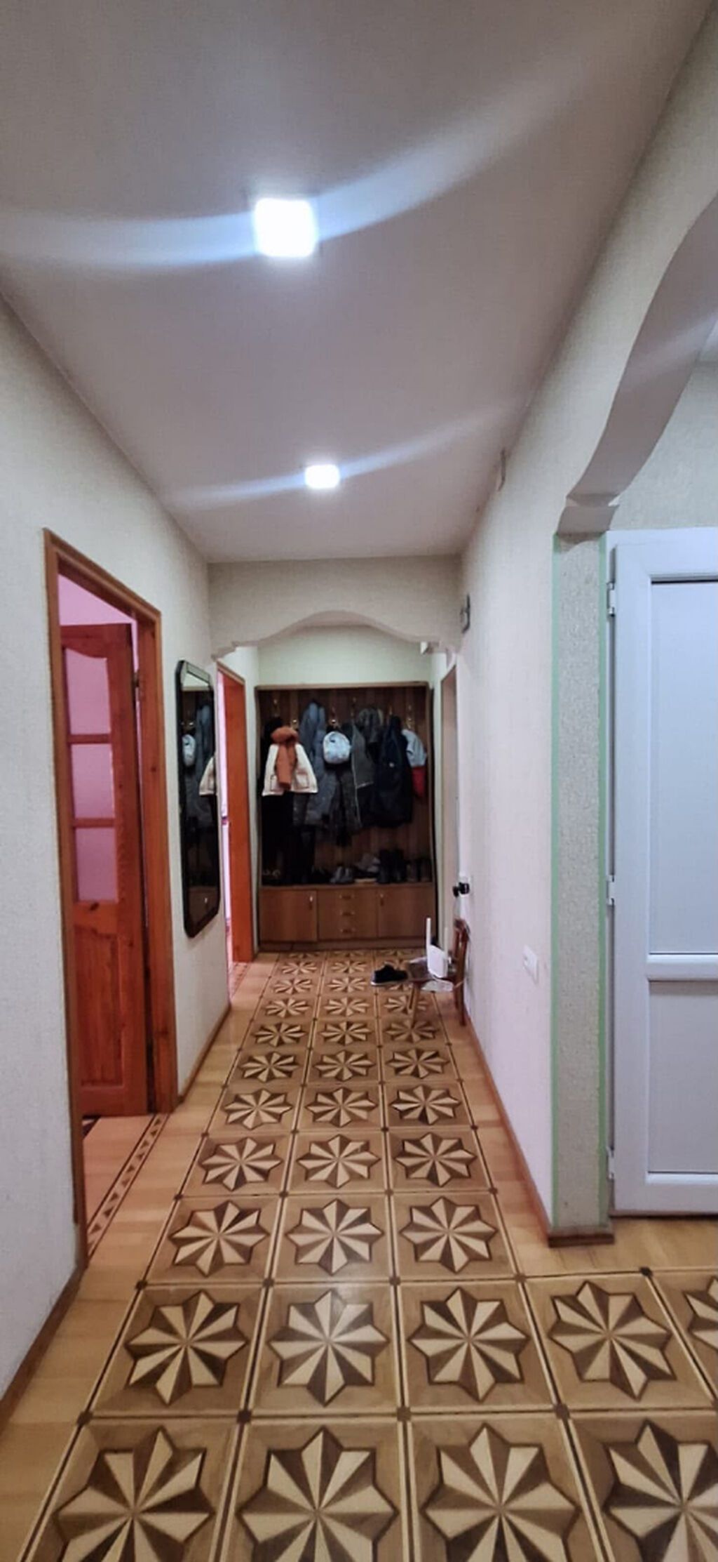 Bakı, 4 otaqlı, Köhnə tikili, 100 kv. m