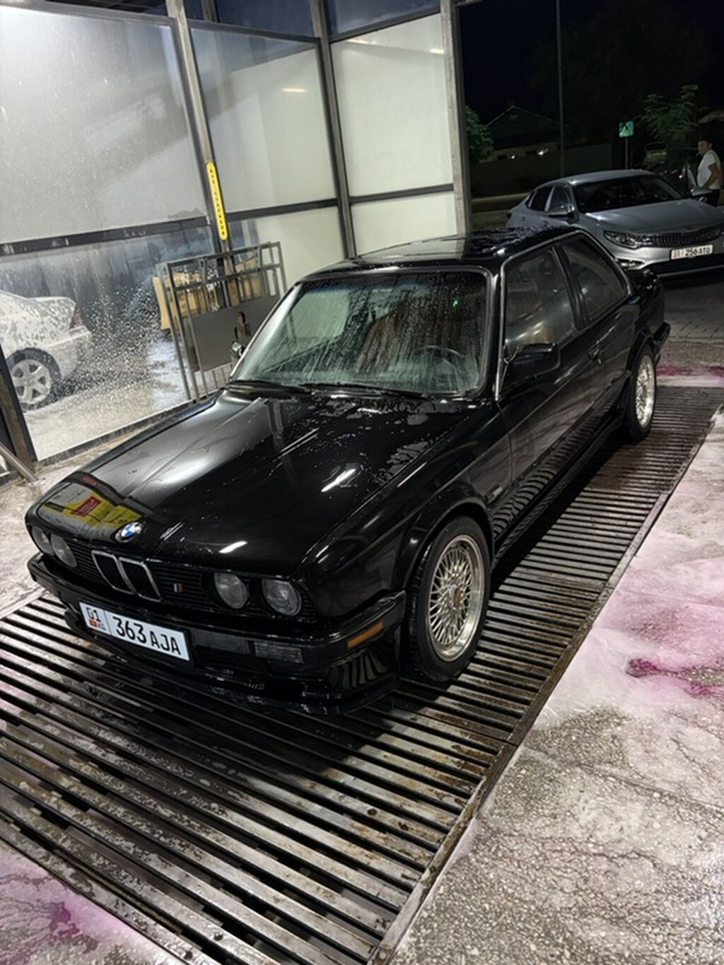 BMW 3 series: 1986 г., 2.5 л, Механика, Бензин, Купе: фото 2