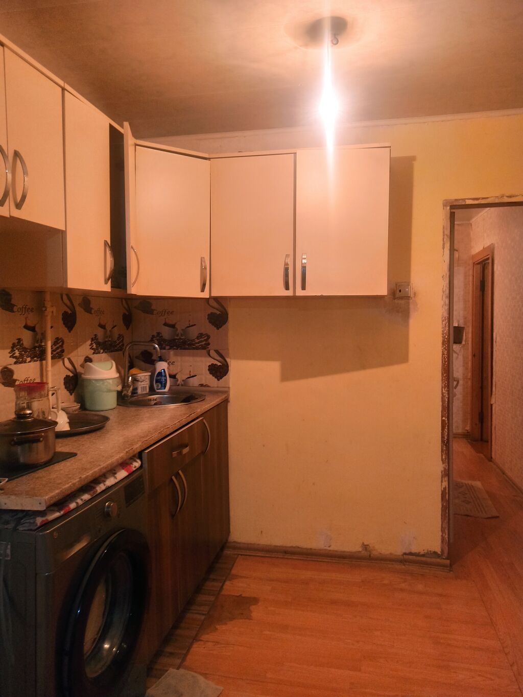Sumqayıt, 3 otaqlı, Köhnə tikili, 85 kv. m