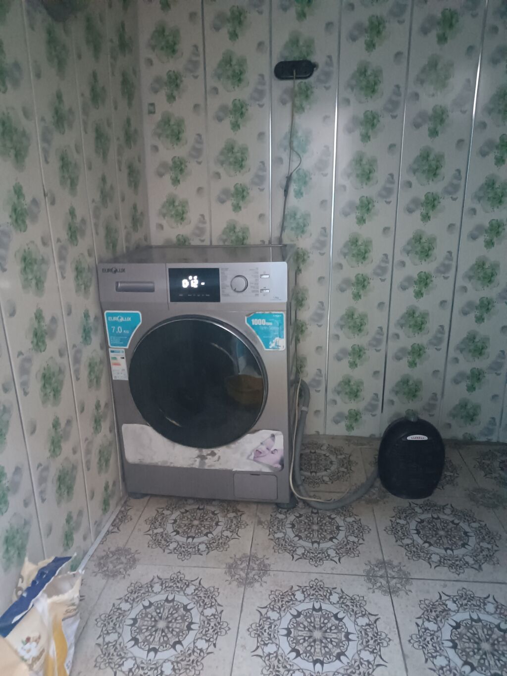8 otaq, 90 kv. m, Orta təmir