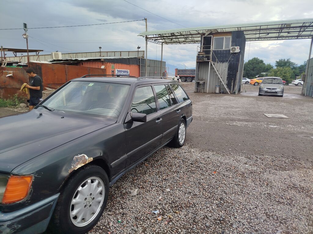 Mercedes-Benz W124 универсал, 1987 г., 2.3 л, механика: фото 6