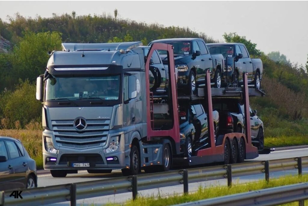 Автологистика. Актрос Мерседес 1845 автовоз. Actros mp2 автовоз. Автовоз Скания 2021.