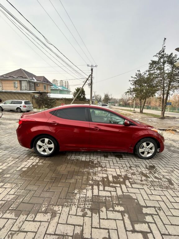Hyundai Elantra: 2011 г., 1.8 л, Автомат, Газ, Седан: фото 2