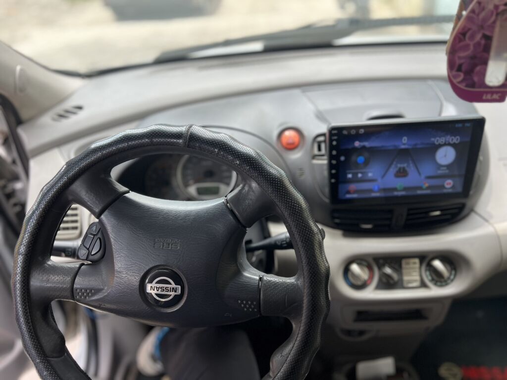 Nissan Almera Tino: 2000 г., 2.2 л, Механика, Дизель, Минивэн: фото 8