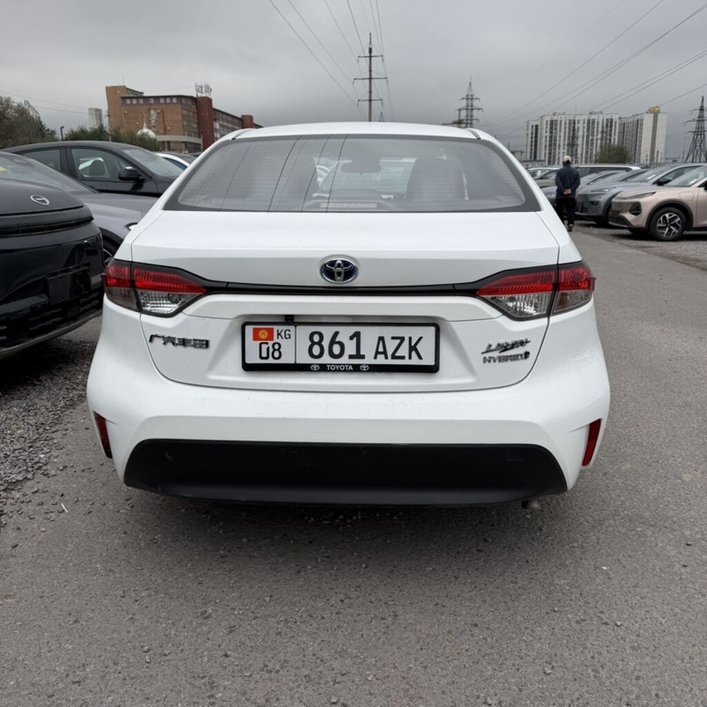 Toyota Corolla: 2023 г., Вариатор, Гибрид, Седан: фото 2