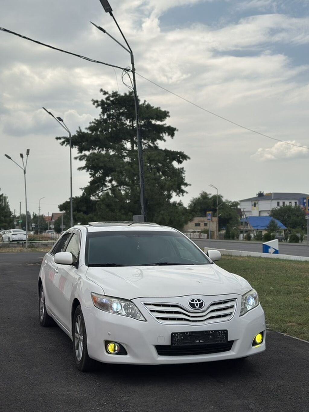 Toyota Camry: 2010 г., 2.5 л, Автомат, Бензин, Седан: фото 2