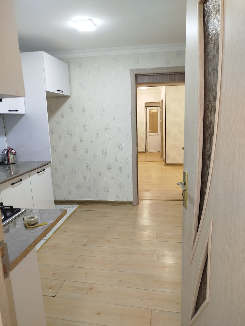 20-ci sahə 3 otaqlı, 65 kv. m, Yeni təmirli