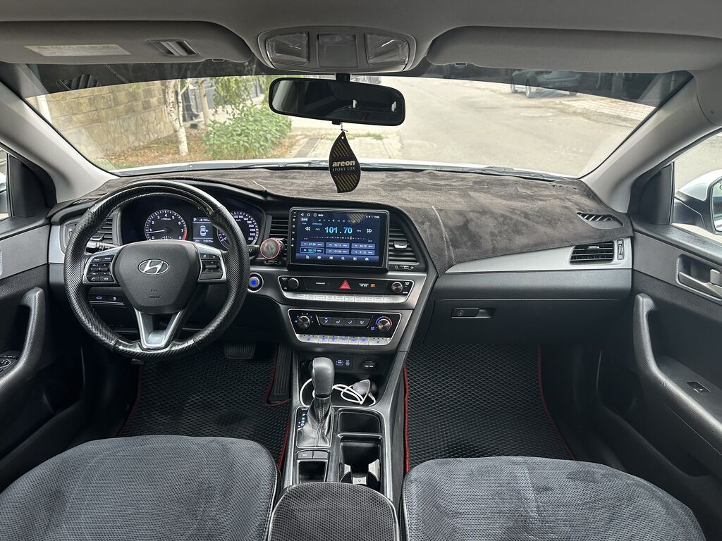 Hyundai Sonata: 2018 г., 2 л, Автомат, Бензин, Седан: фото 7