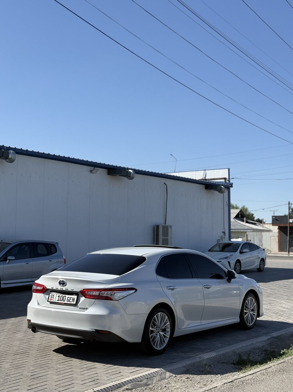 Toyota Camry: 2019 г., 2.5 л, Вариатор, Гибрид, Седан: фото 6