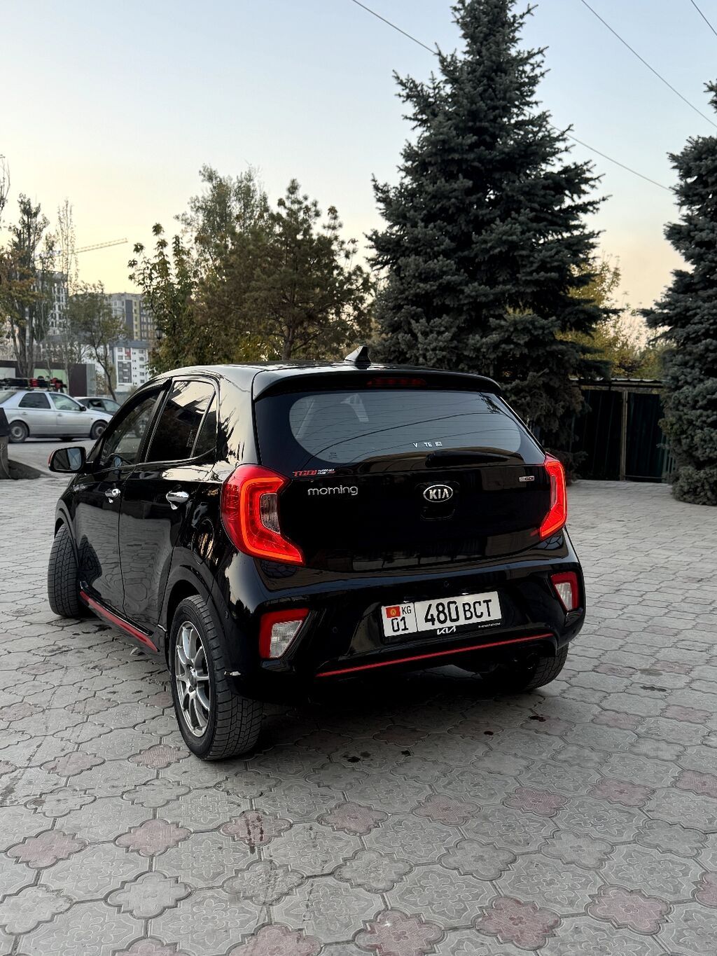 Kia Morning: 2017 г., 1 л, Автомат, Бензин, Хэтчбэк: фото 6