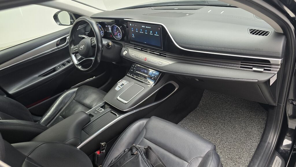 Hyundai Grandeur: 2020 г., 2.4 л, Автомат, Гибрид, Седан: фото 3