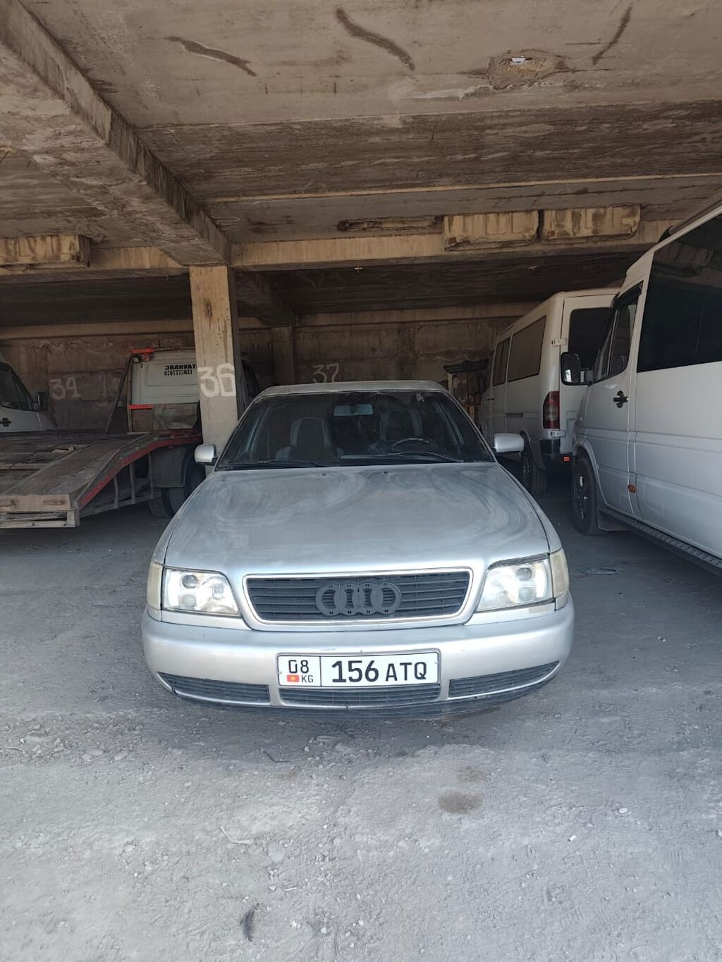Audi A6: 1994 г., 2.6 л, Механика, Бензин, Седан: фото 3