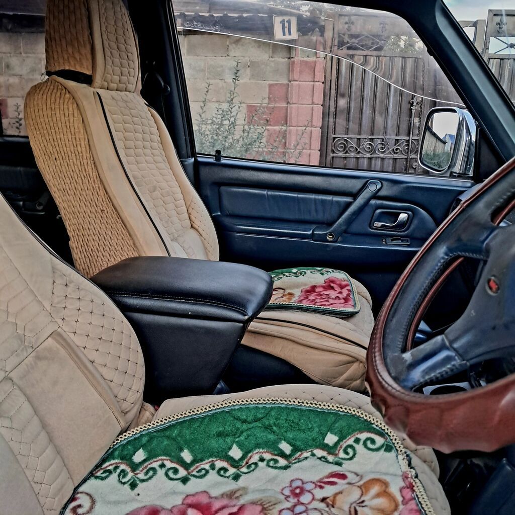 Mitsubishi Pajero: 1993 г., 3 л, Автомат, Бензин, Внедорожник: фото 5