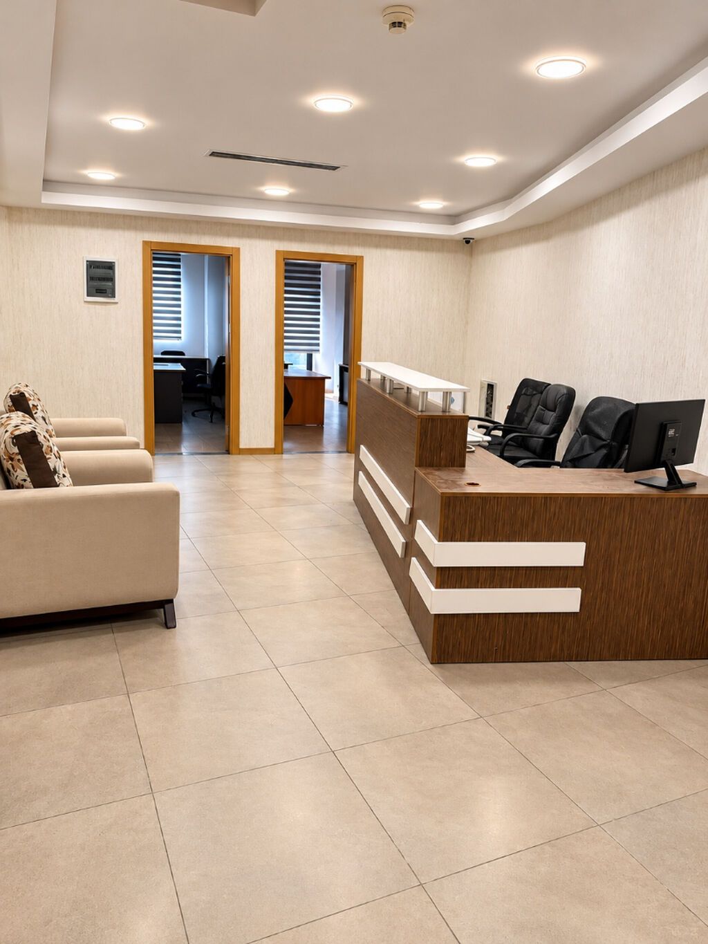 PRESTİJLİ OFİS İCARƏYƏ VERİLİR Ünvan: Nərimanov rayonu Sahə: 230 m²