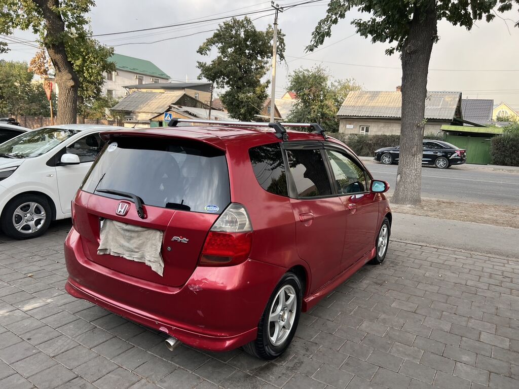 Honda Fit: 2003 г., Хэтчбэк: фото 3