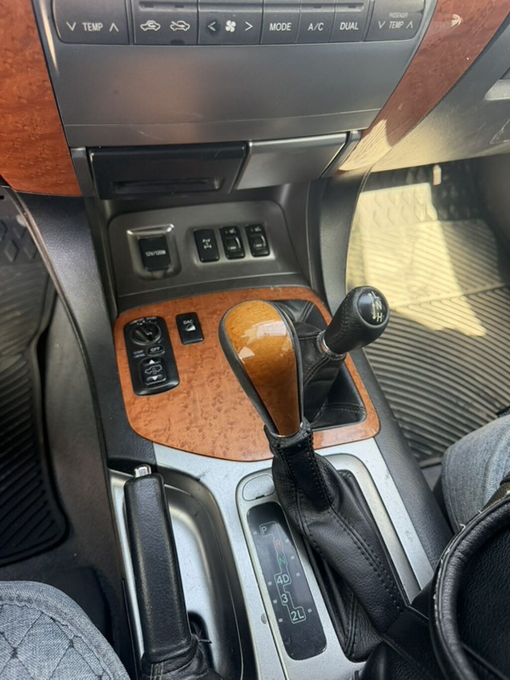 Lexus GX: 2004 г., 4.7 л, Автомат, Бензин, Внедорожник: фото 6