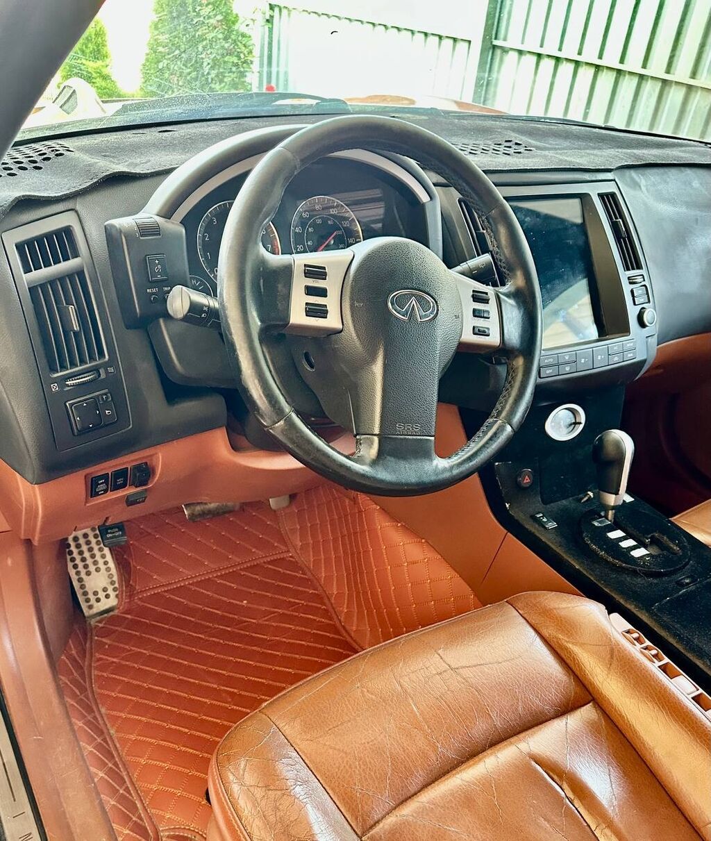 Infiniti FX35: 2003 г., 4.5 л, Автомат, Бензин, Кроссовер: фото 8