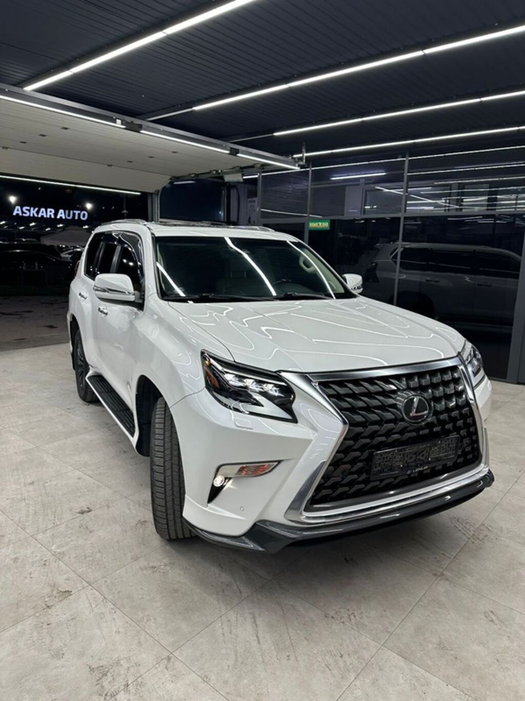 Lexus GX: 2020 г., 4.6 л, Бензин, Внедорожник: фото 4