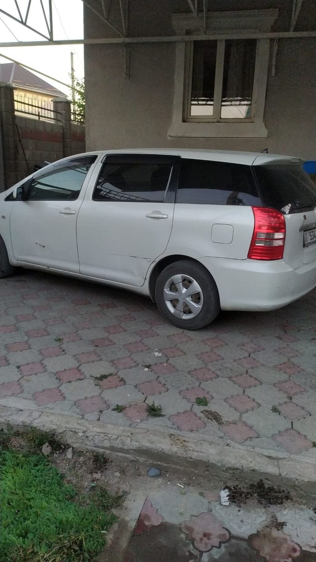 Toyota WISH: 2005 г., 1.8 л, Автомат, Бензин, Минивэн: фото 2