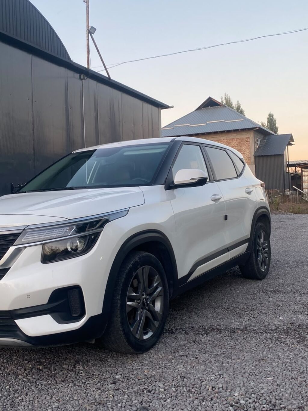 Kia Seltos: 2020 г., 1.6 л, Автомат, Бензин, Кроссовер: фото 2