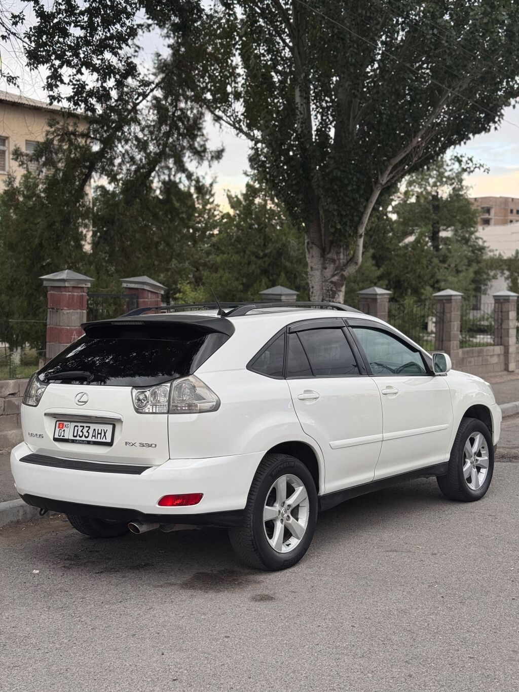 Lexus RX 330, 2003 г., автомат: фото 3